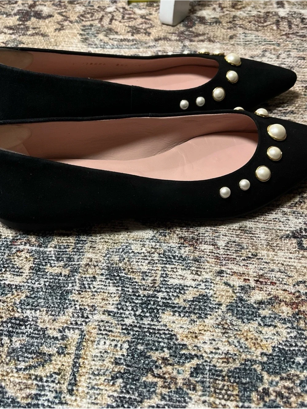 Pretty Ballerinas Ella flats Sz 39 us 8 with white gold framed pearls along vamp